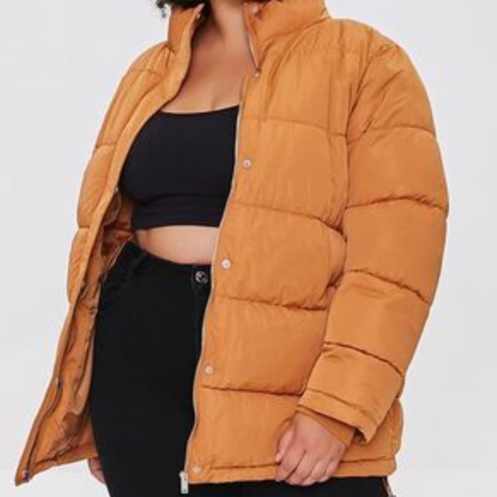 I’m selling a coat that it’s too big for me i don’t really wear coats often